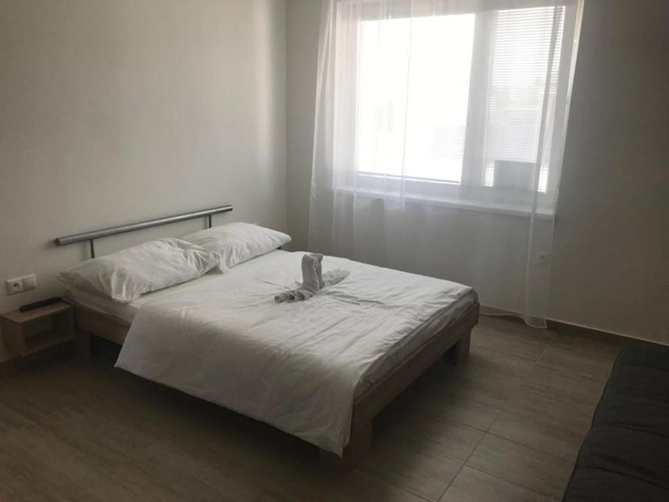 Apartmany Roland เวลคีเมเดียร์ ภายนอก รูปภาพ